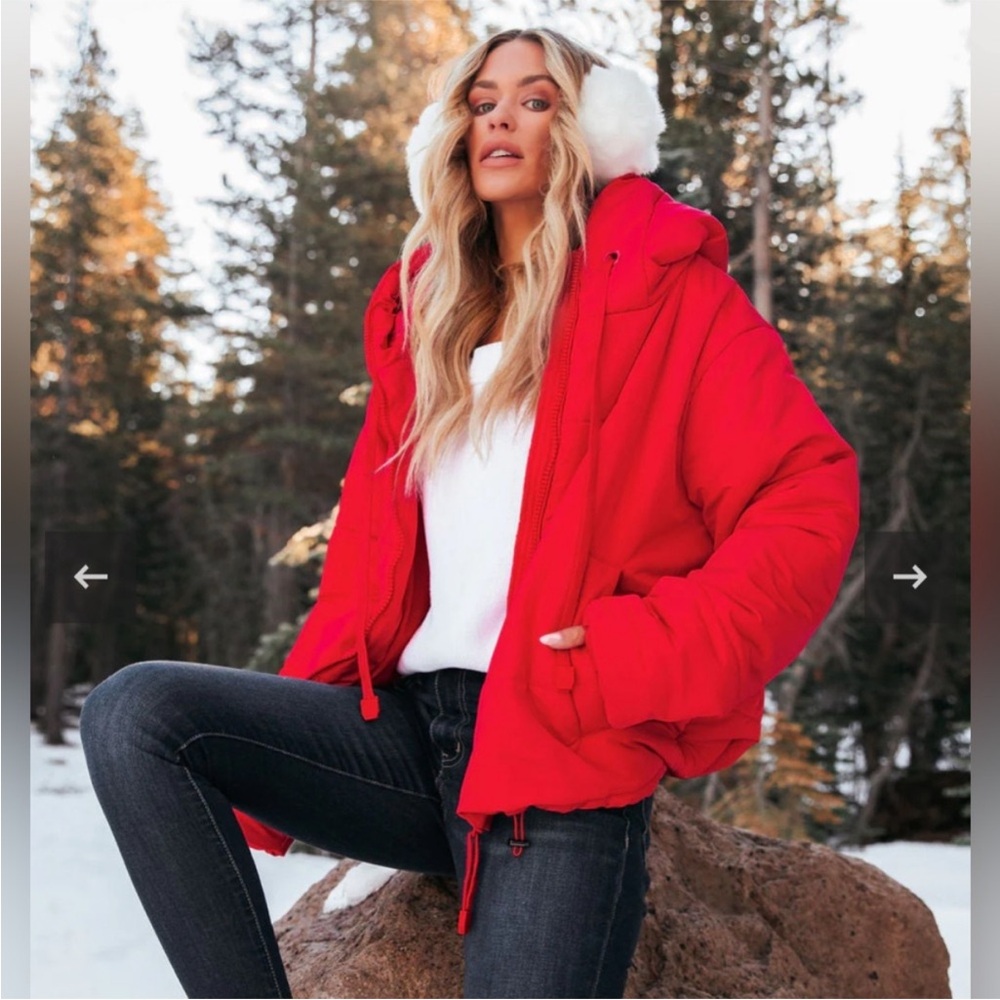 VICI Stay Awhile Pocketed Hooded
Puffer Jacket - Red